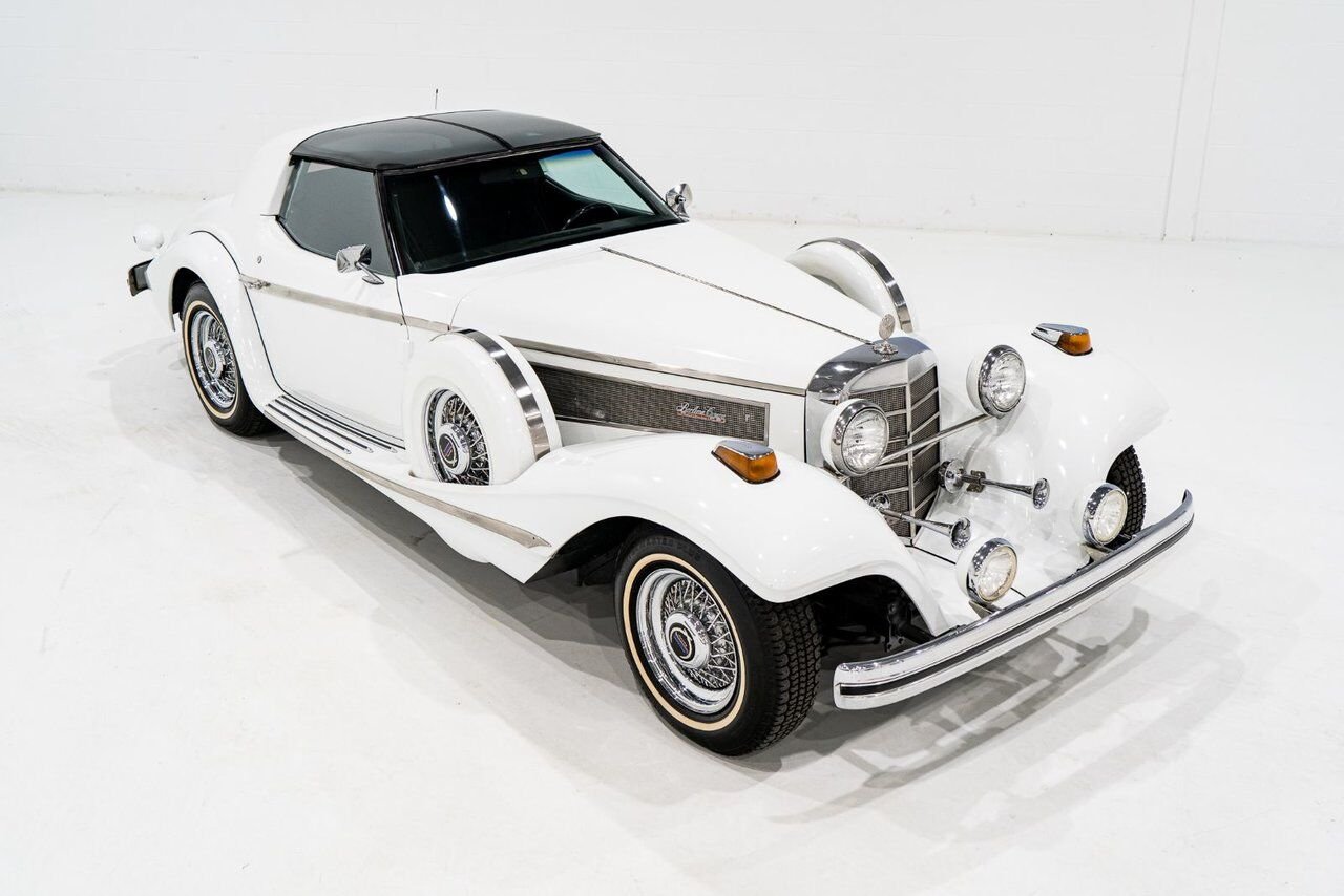 Phillips Motor Car Berlina Coupe Only 1 of 78 produced. Very rare | PRIX EN USD 1981 Blanc Montréal - photo #2