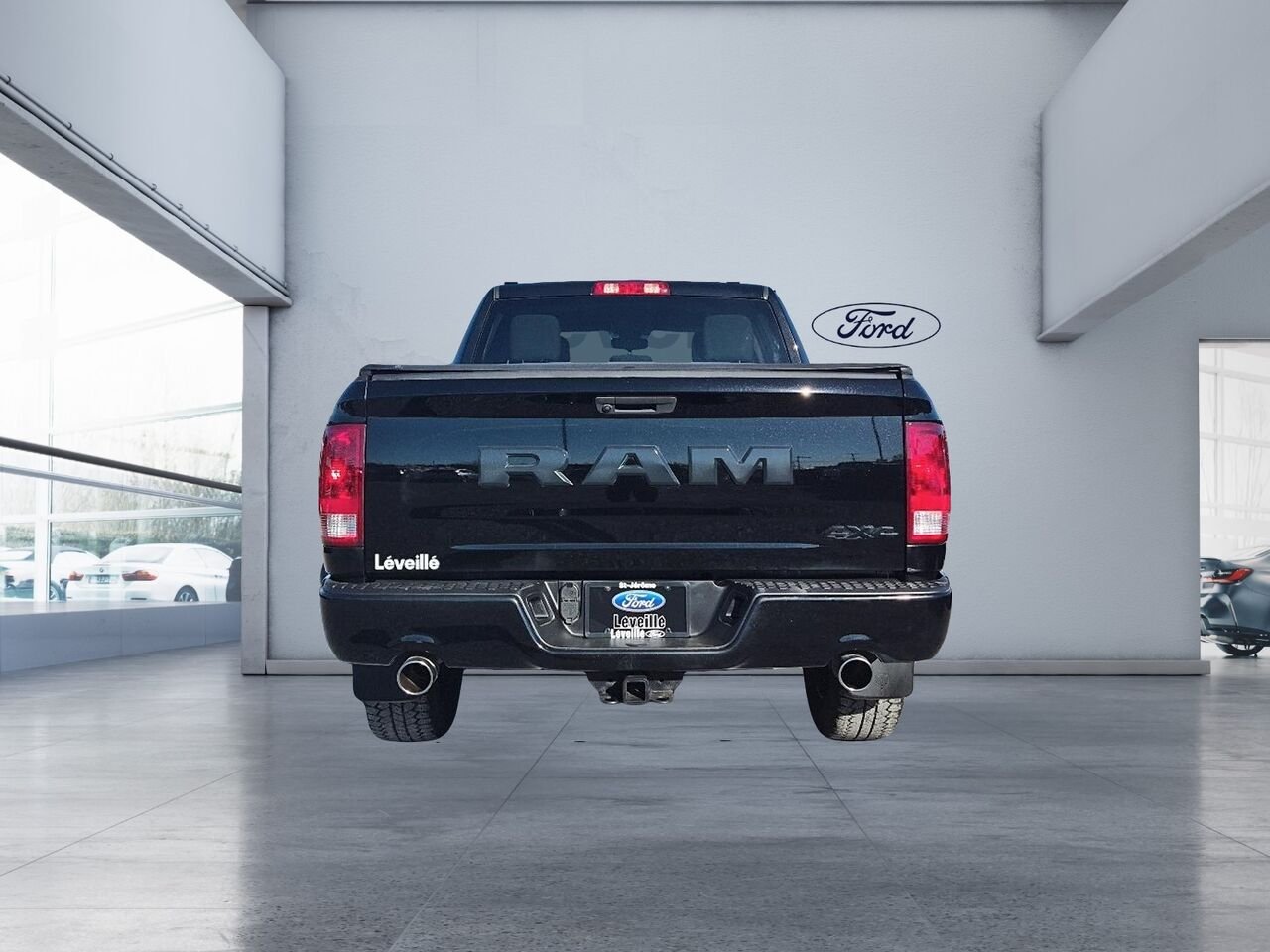 2020 Ram 1500 Classic Black Saint-Jérôme - photo #4