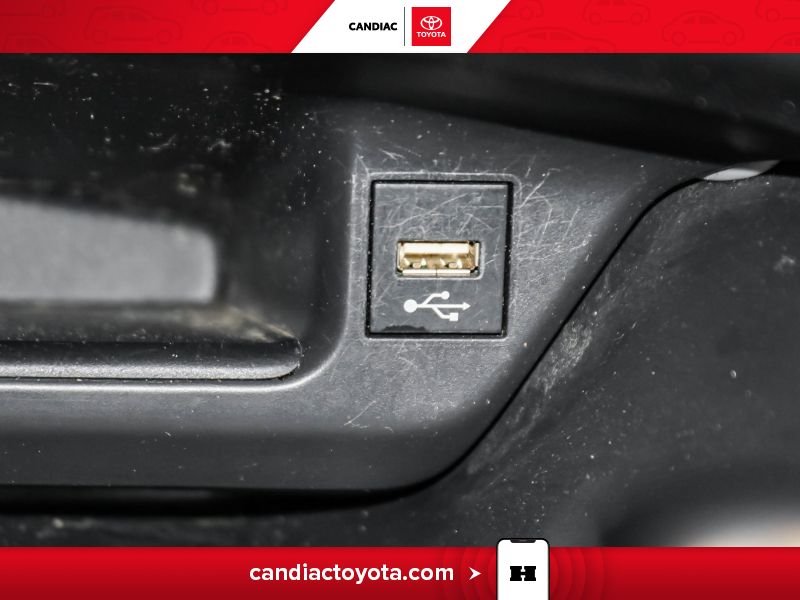 2022 Toyota C-HR Grey Laval - photo #28