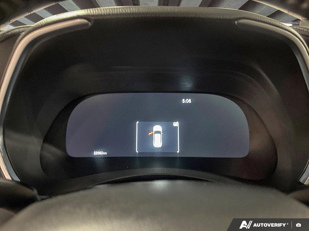 2025 Toyota Highlander 2602706A | Hybrid Limited | DBRCHC White Edmonton - photo #13