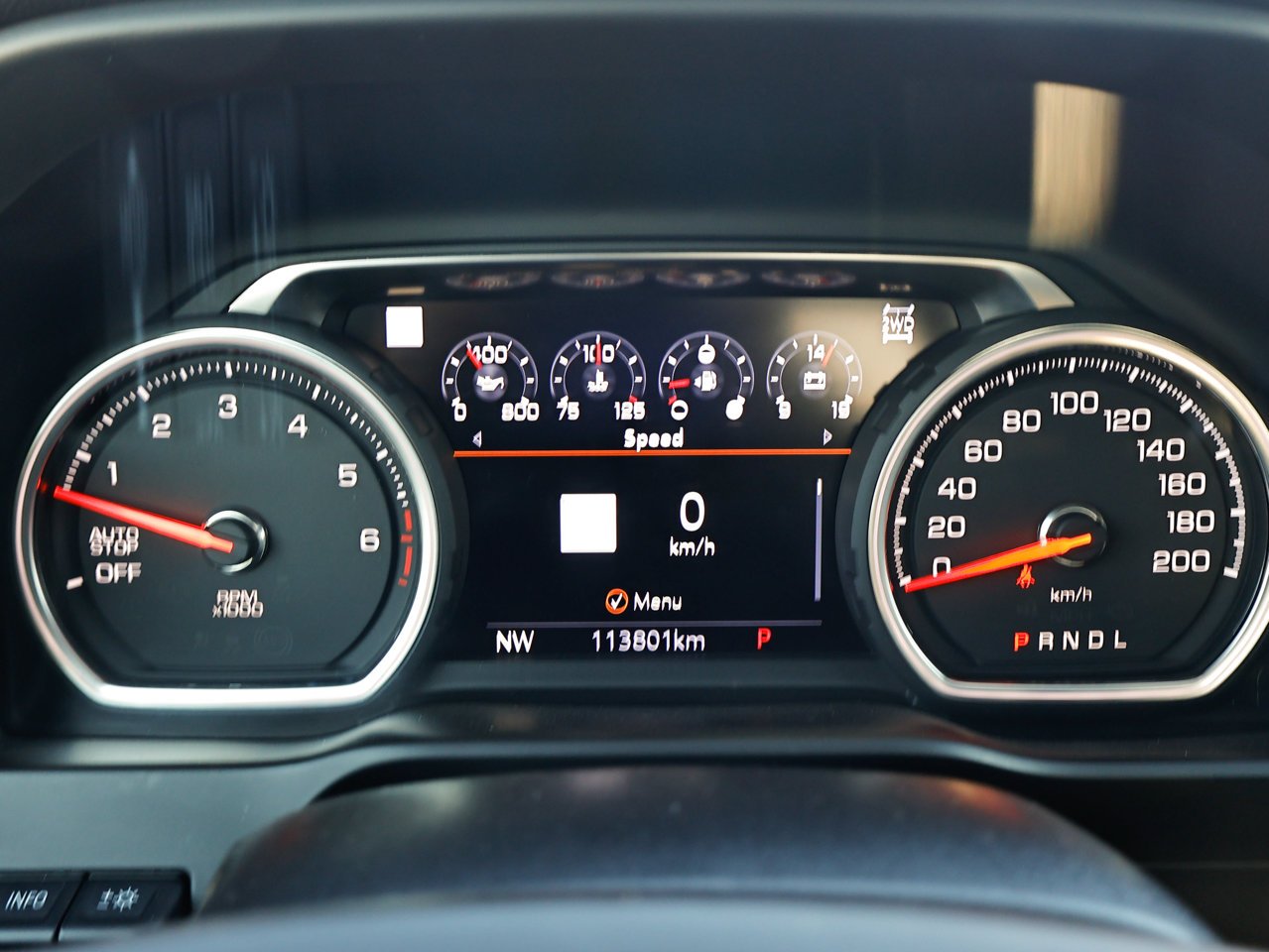 2020 Chevrolet Silverado 1500 4WD Crew Cab 147 High Country White Sherwood Park - photo #21