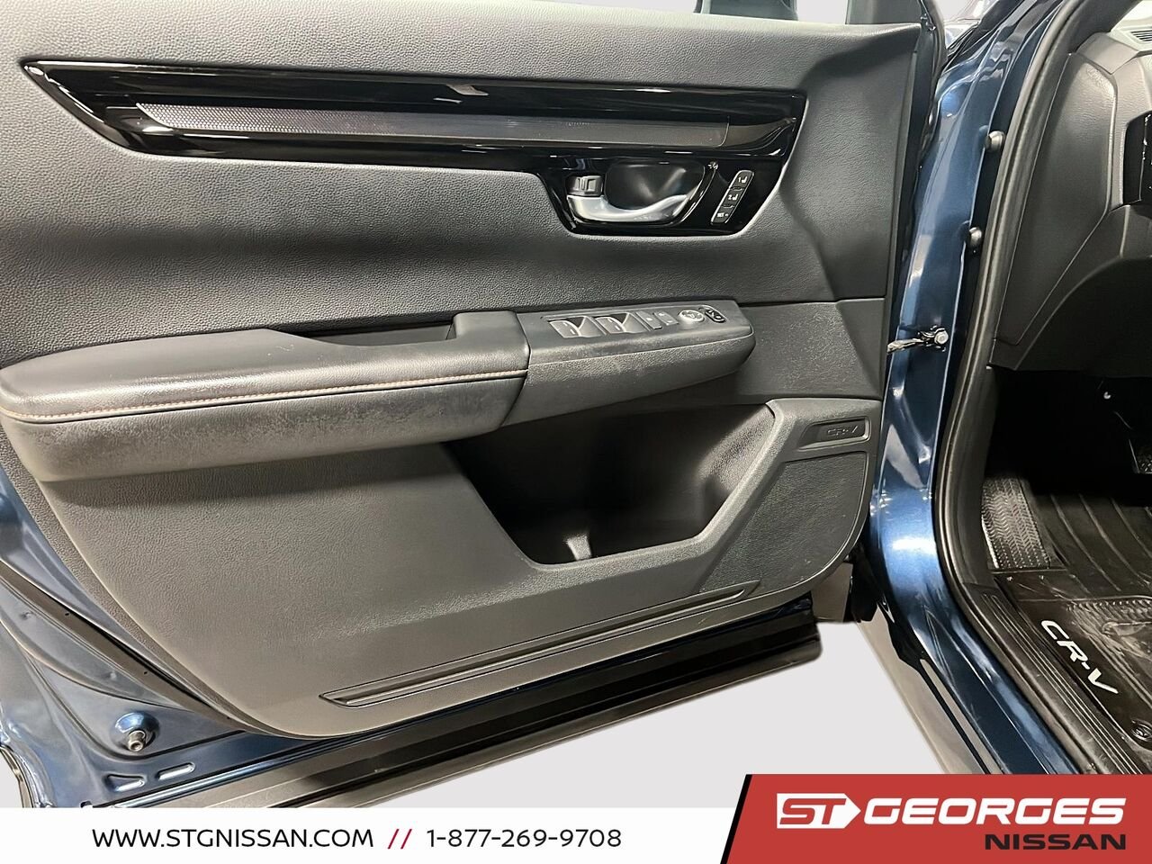 Honda CR-V hybride 2024 Bleu Saint-Georges - photo #10
