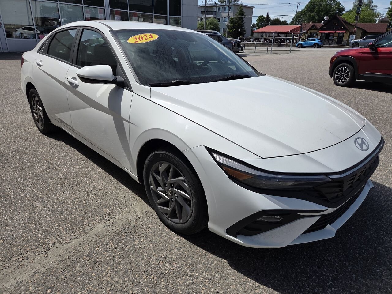 Hyundai Elantra 2024 Blanc Mont-Laurier - photo #2