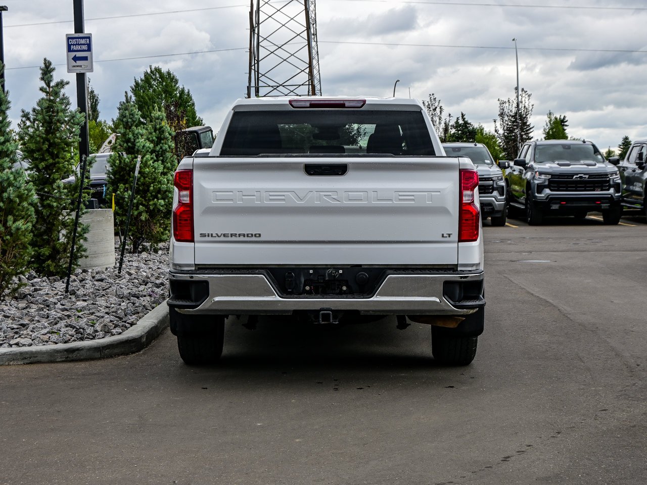 2025 Chevrolet Silverado 1500 4WD Crew Cab 147 LT White Sherwood Park - photo #11