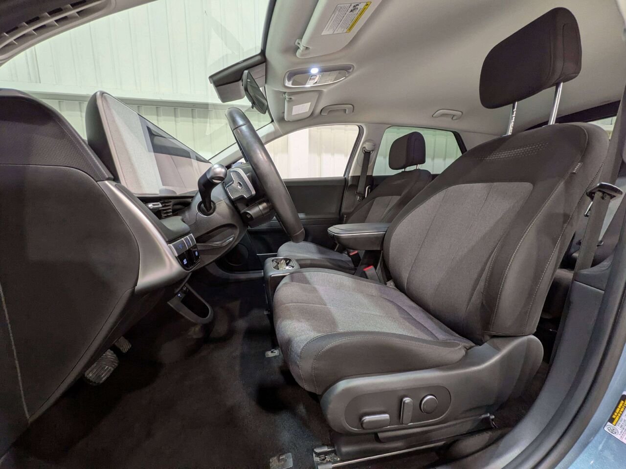 2024 Hyundai IONIQ 5 Preferred RWD Long Range Blue Val-David - photo #1