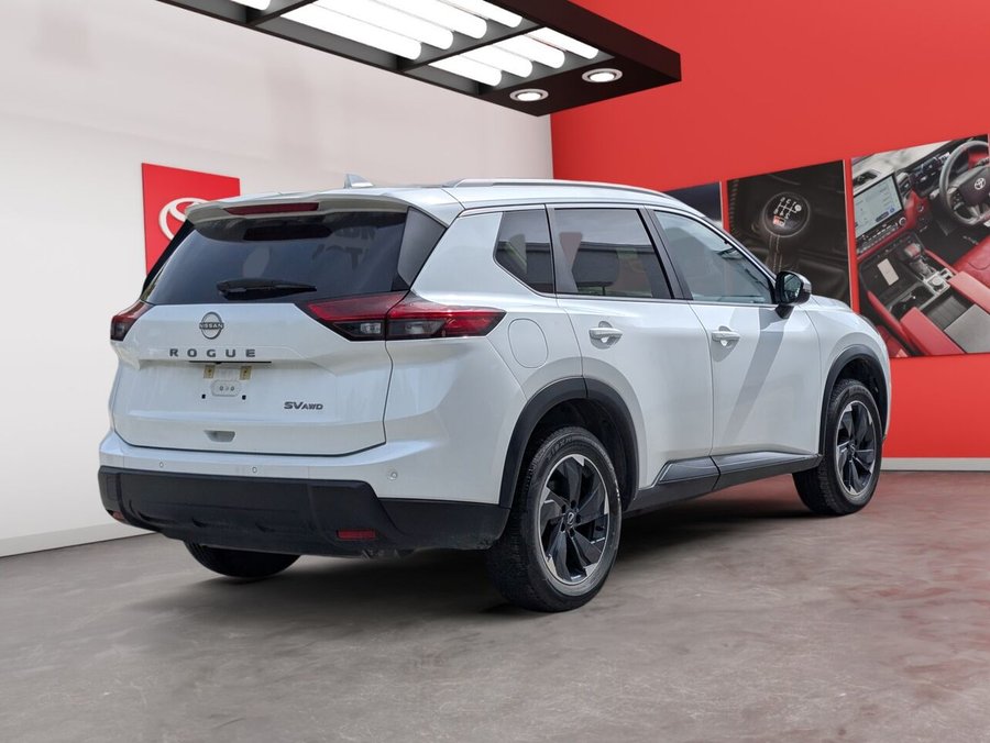 2024 Nissan Rogue SV/SIÈGES CHAUFFANTS/TOIT OUVRANT PANORAMIQUE/VOLANT CHAUFFANT/AC BIZONE White