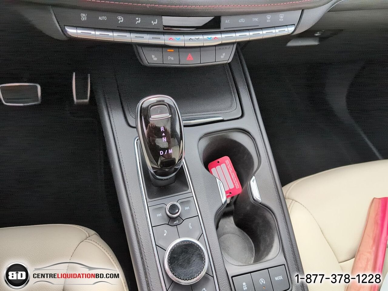 2020 Cadillac XT4 SPORT | BD0402 White Granby - photo #20
