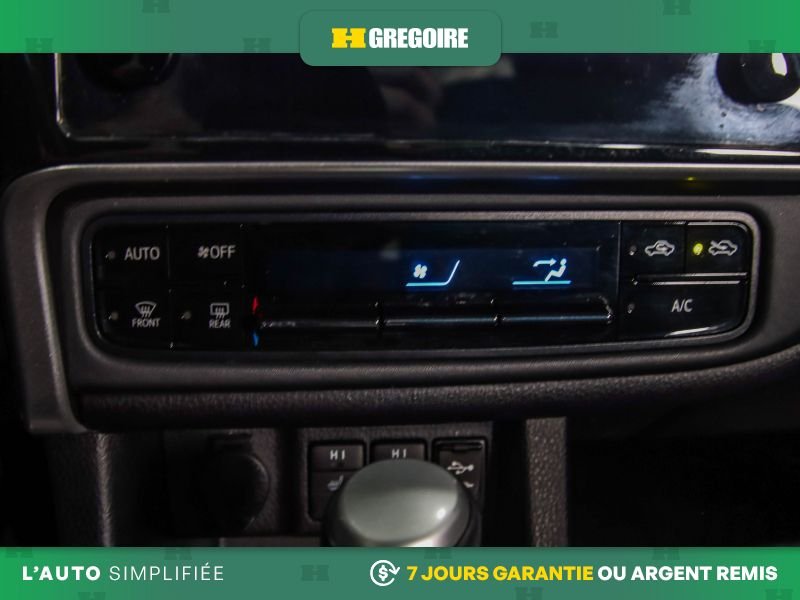 Toyota Corolla 822023 | LE AUTO A/C CAM RECUL BLUETOOTH 2019 Bleu Laval - photo #15