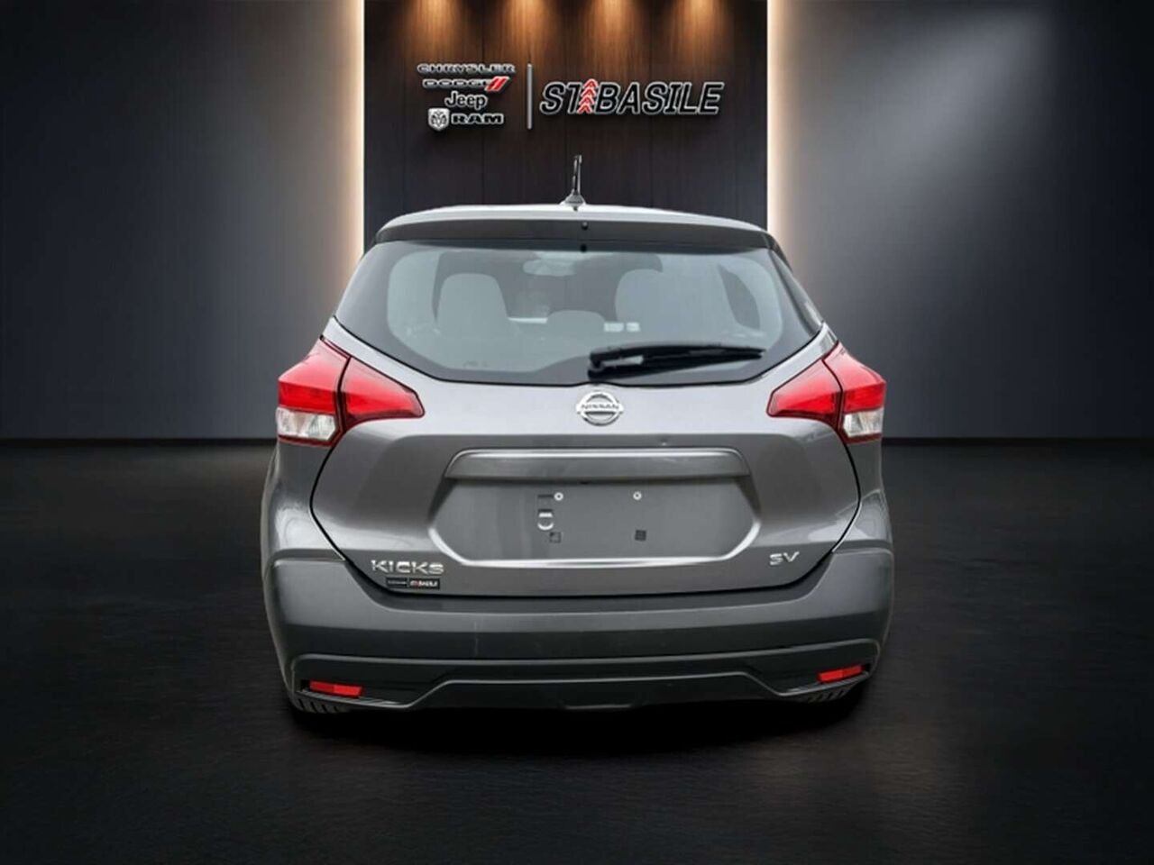 Nissan Kicks 2019 Gris Saint-Basile-le-Grand - photo #16