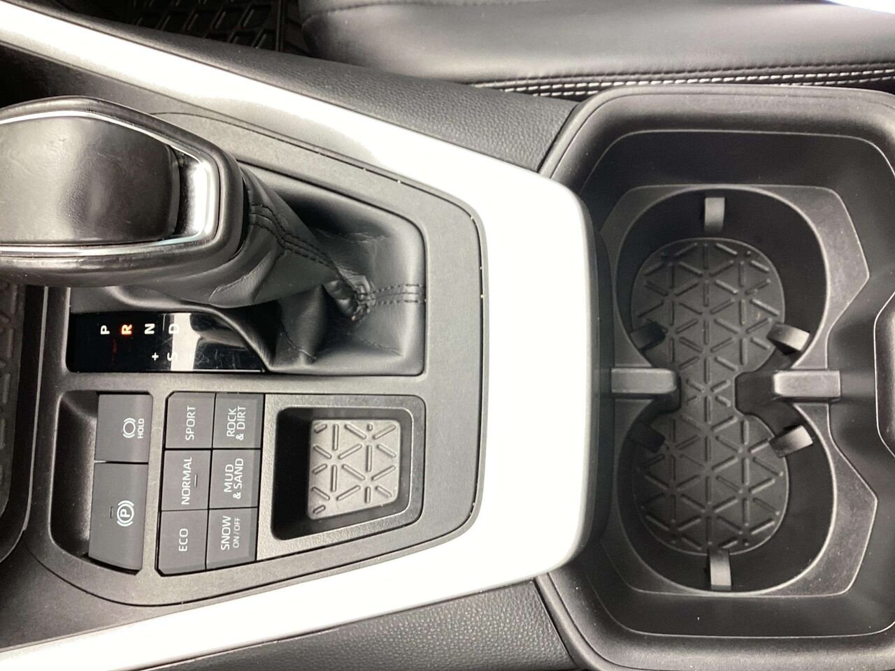 2024 TOYOTA RAV4 XLE PREMIUM XLE TI White Gatineau - photo #19