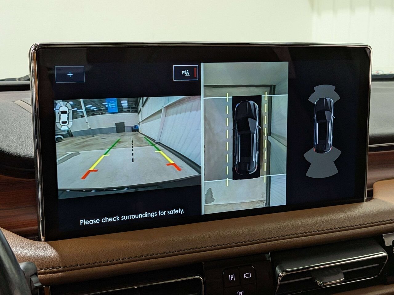 2022 Lincoln Nautilus Reserve AWD Black Val-David - photo #26