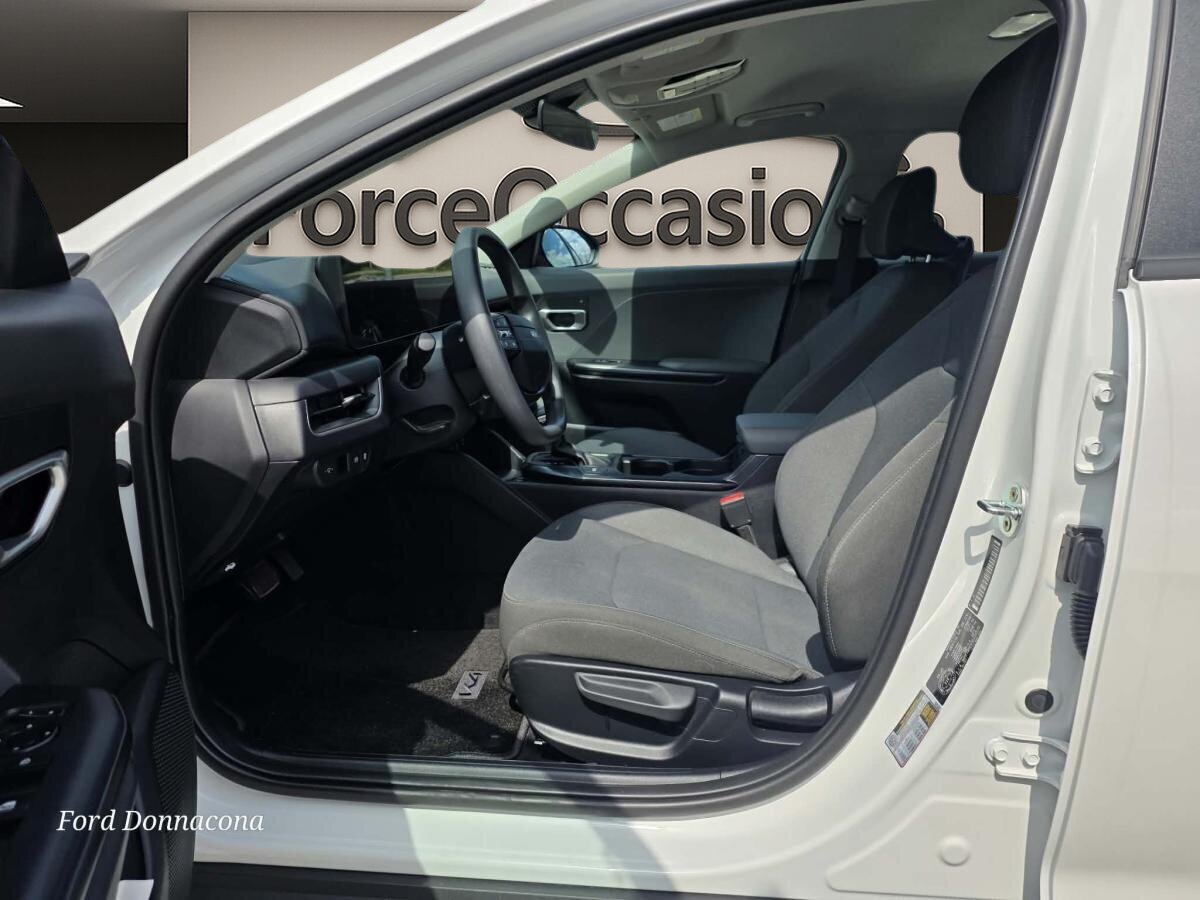 Kia K4 2025 Blanc  - photo #7