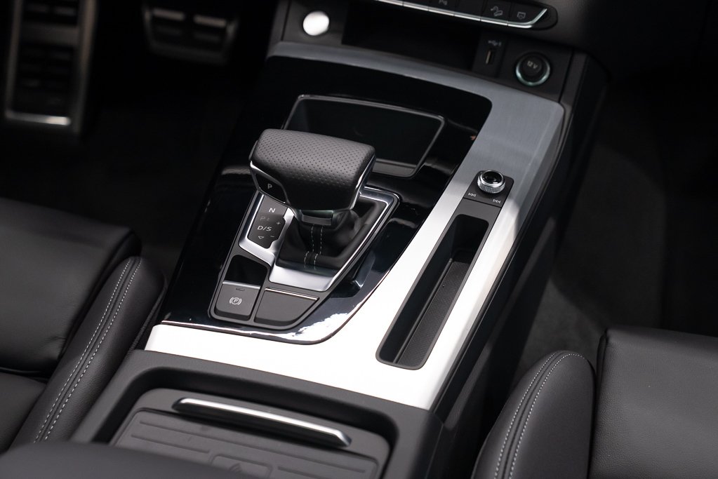2023 Audi Q5 Blue Saint-Eustache - photo #23