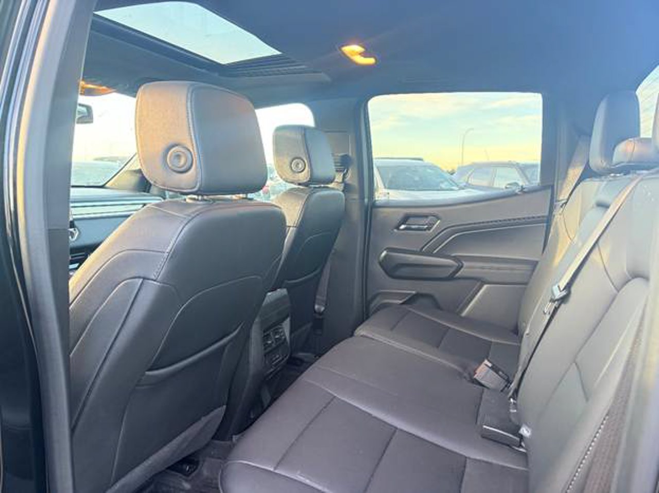 2024 GMC Canyon 4WD Crew Cab Elevation Black Sherwood Park - photo #6