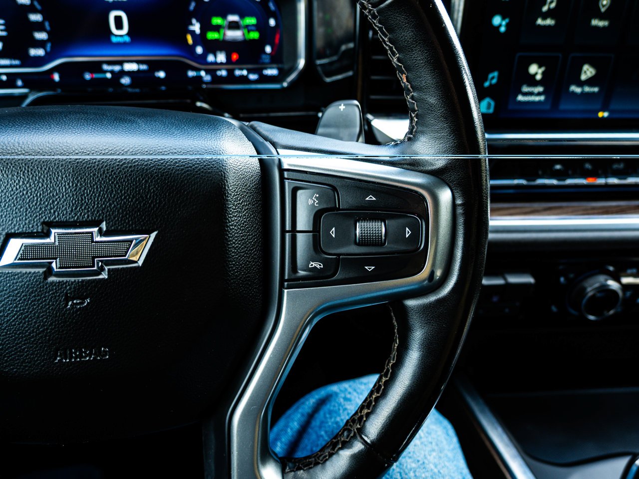2024 Chevrolet Silverado 1500 4WD Crew Cab 147 RST Black Sherwood Park - photo #23