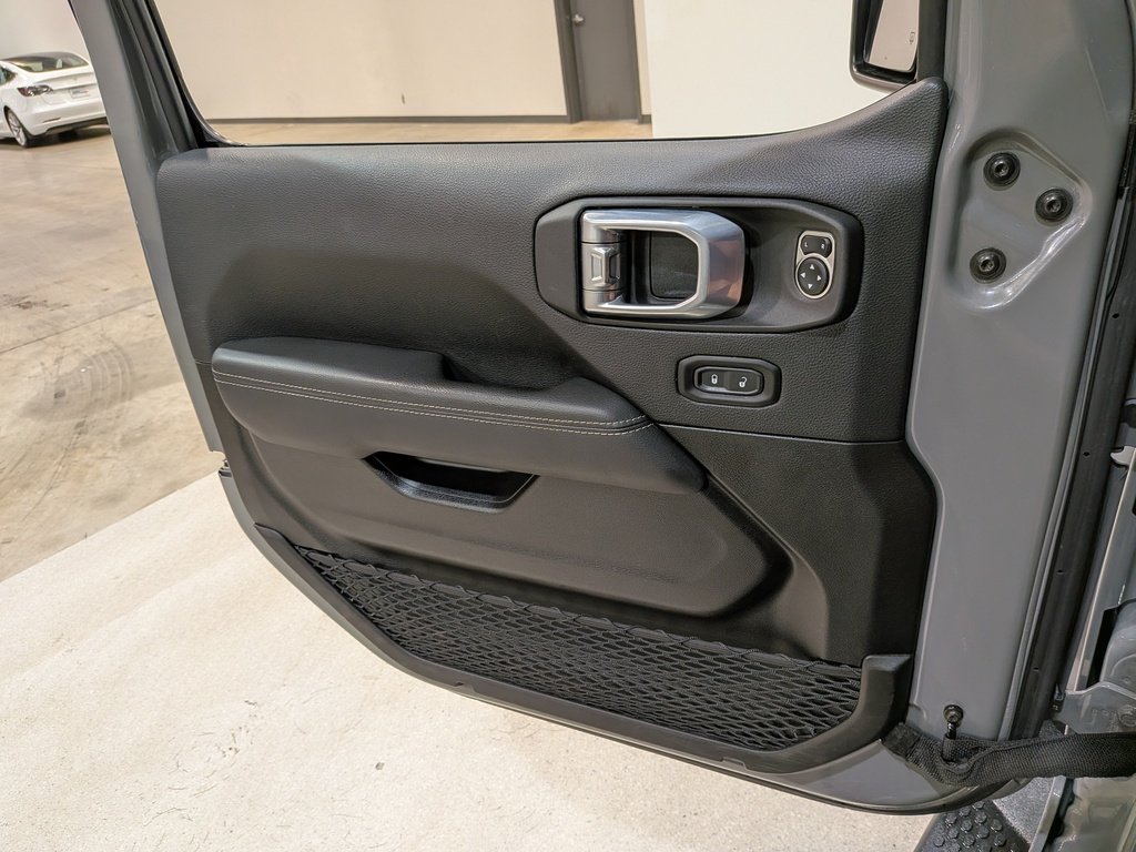 Jeep Wrangler 4xe Sahara 4 Door 4x4 2023 Gris Val-David - photo #33