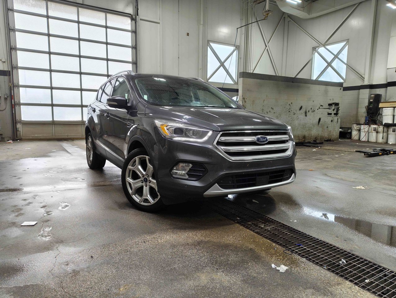 2019 Ford Escape Titanium 4WD Grey Sherwood Park - photo #1