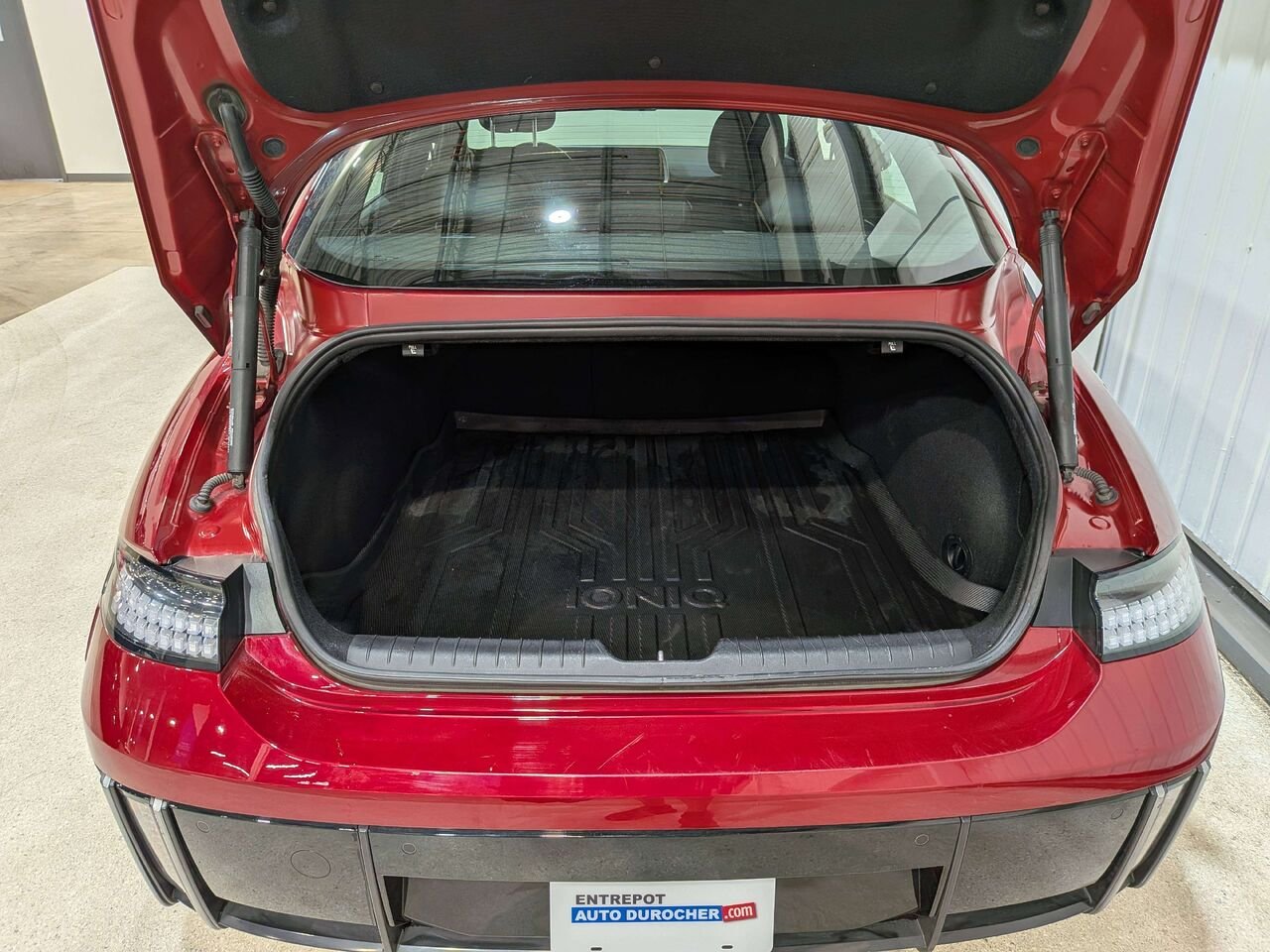 Hyundai IONIQ 6 2024 Rouge Val-David - photo #8