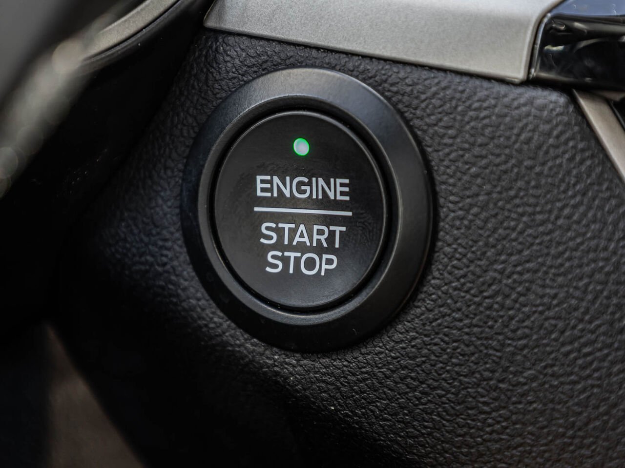 2020 Ford Escape Black Sainte-Julienne - photo #18