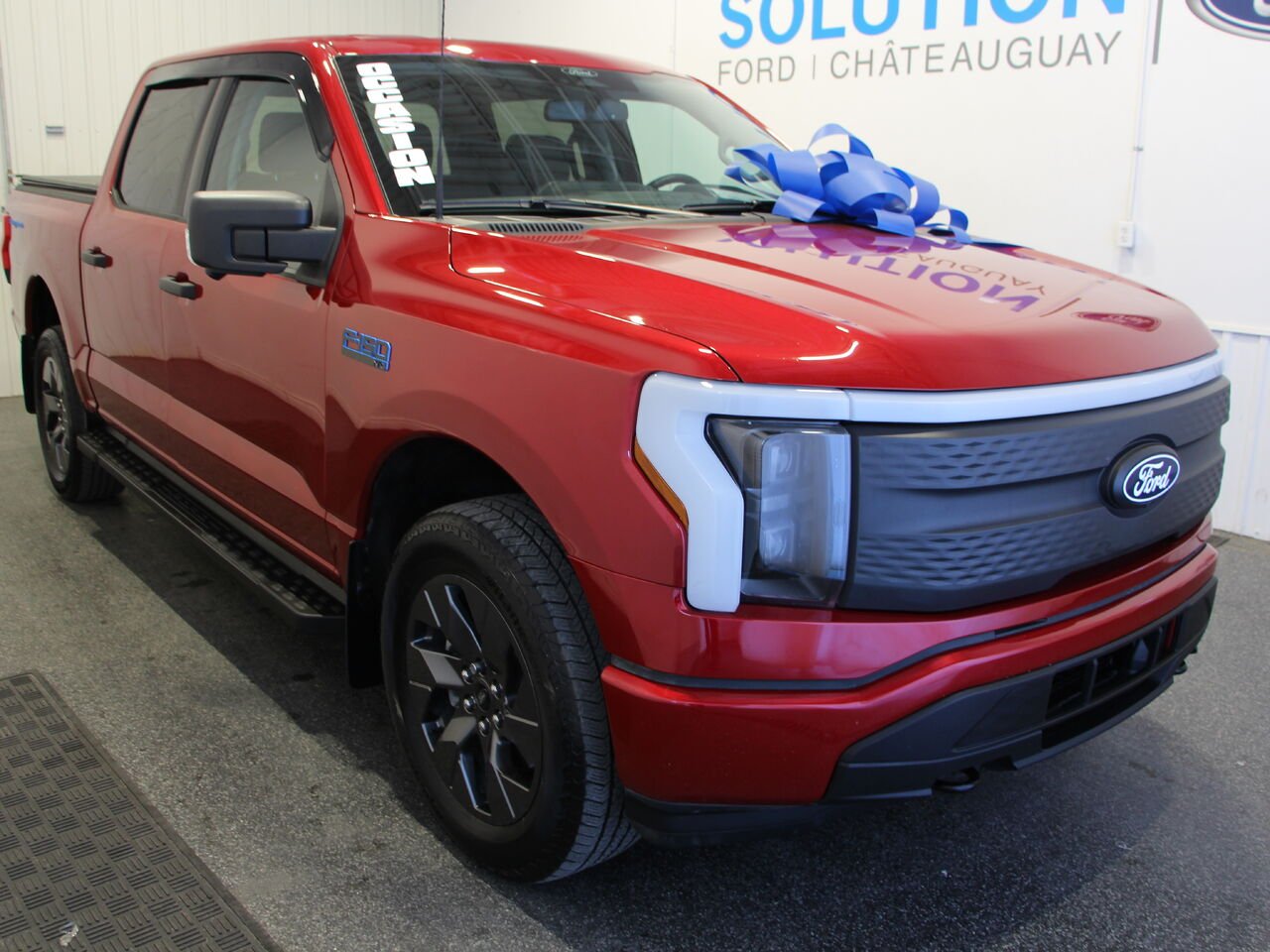 Ford F-150 Lightning XLT F150 LIGHTNING XLT 2024 Rouge Châteauguay - photo #1