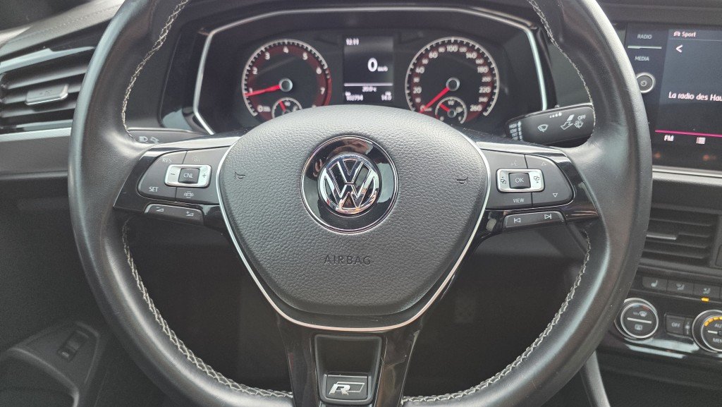 Volkswagen JETTA HIGHLINE 2019 Rouge Mont-Laurier - photo #19