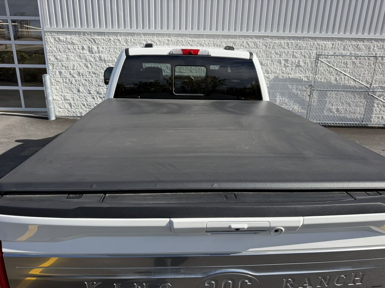 Ford F-150 King Ranch SuperCrew 4X4 2022 Blanc Laval - photo #18
