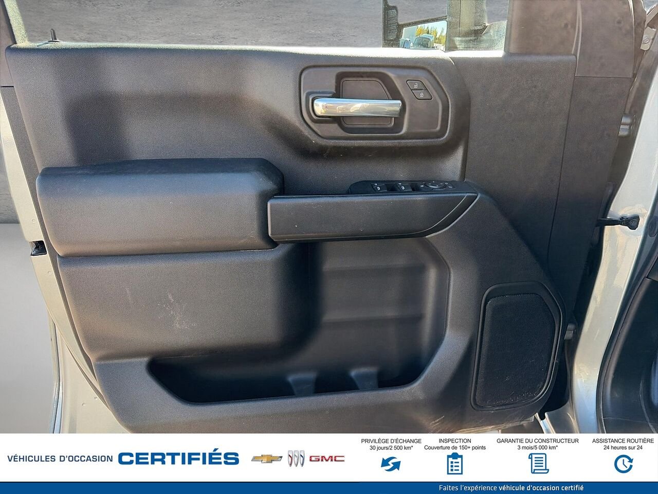 GMC Sierra 2500HD Pro cabine multiplace 4RM 172 po 2024 Gris Montmagny - photo #9