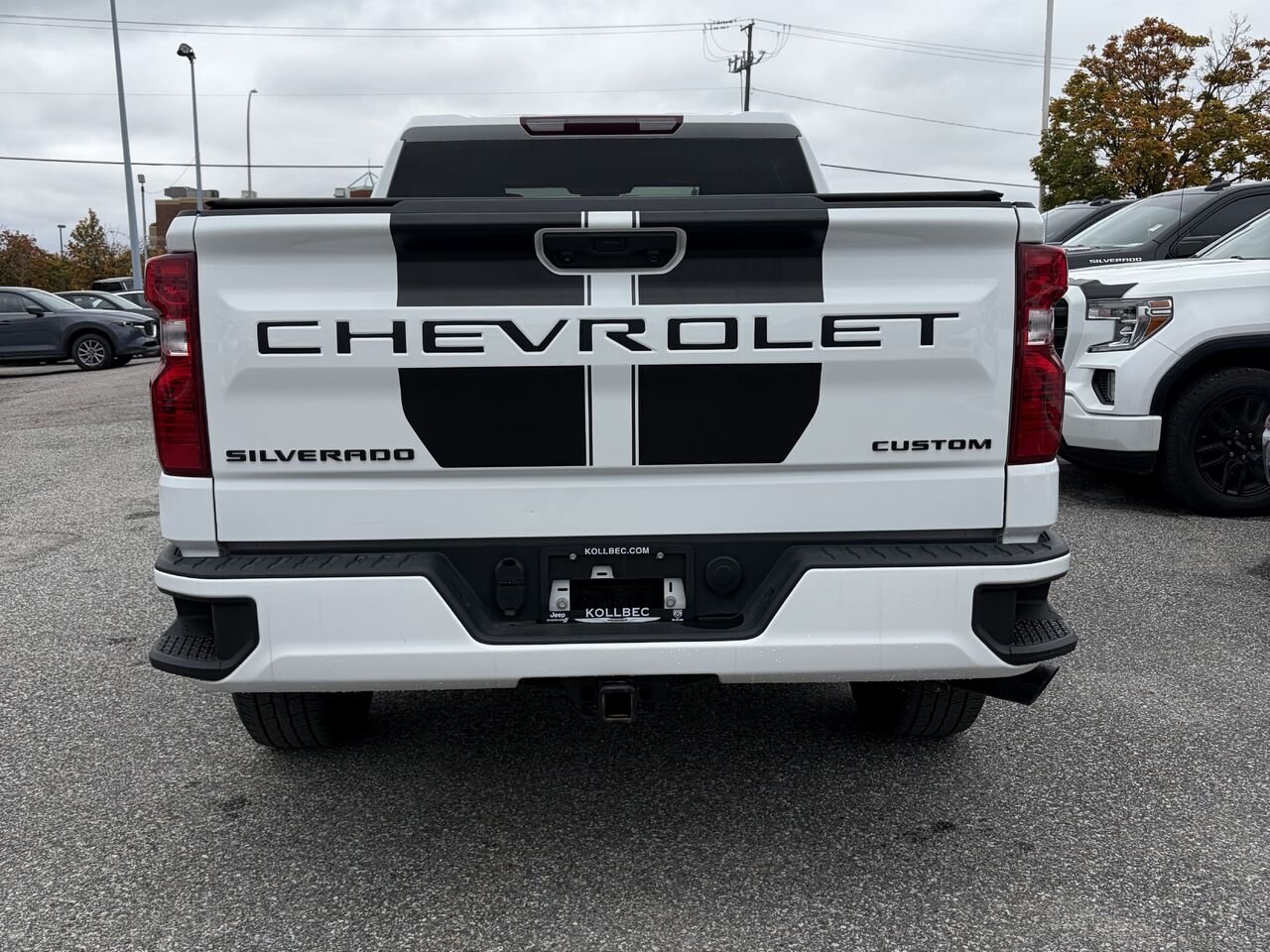 CHEVROLET SILVERADO K1500 CUSTOM Custom cabine multiplace 4RM 157 po 2024 Noir Gatineau - photo #11