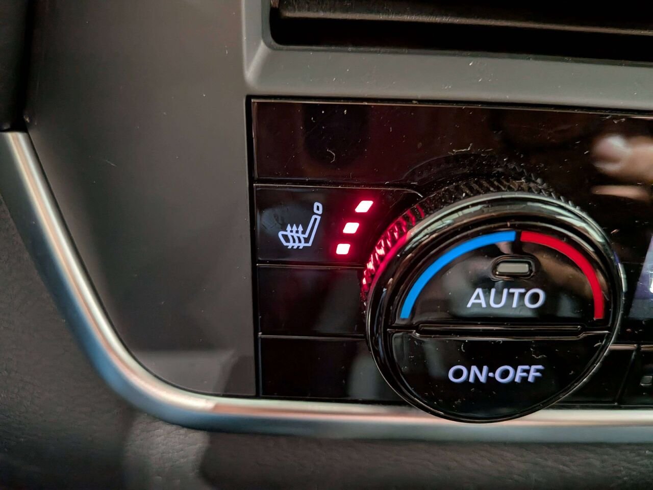 2024 Nissan Rogue AWD S Black Val-David - photo #26