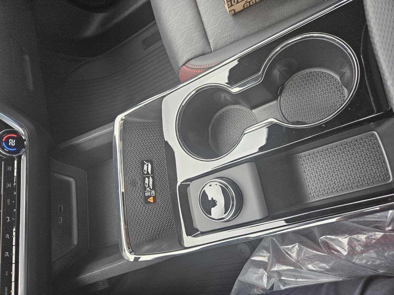 Chevrolet Equinox RS 4 portes TI 2027 Blanc polaire, triple couche Thetford Mines - photo #13