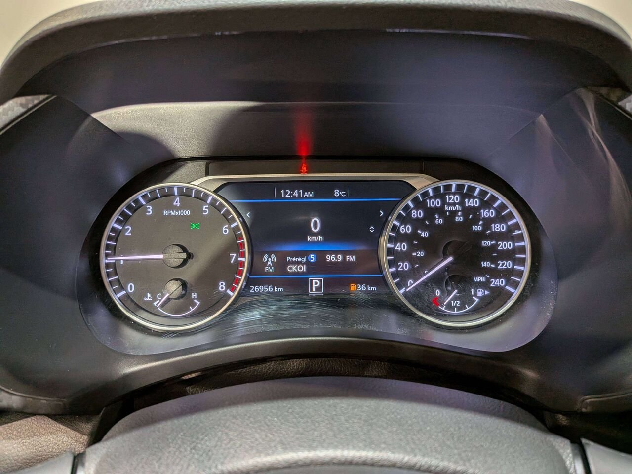 2024 Nissan Sentra SR Manual Orange Val-David - photo #16