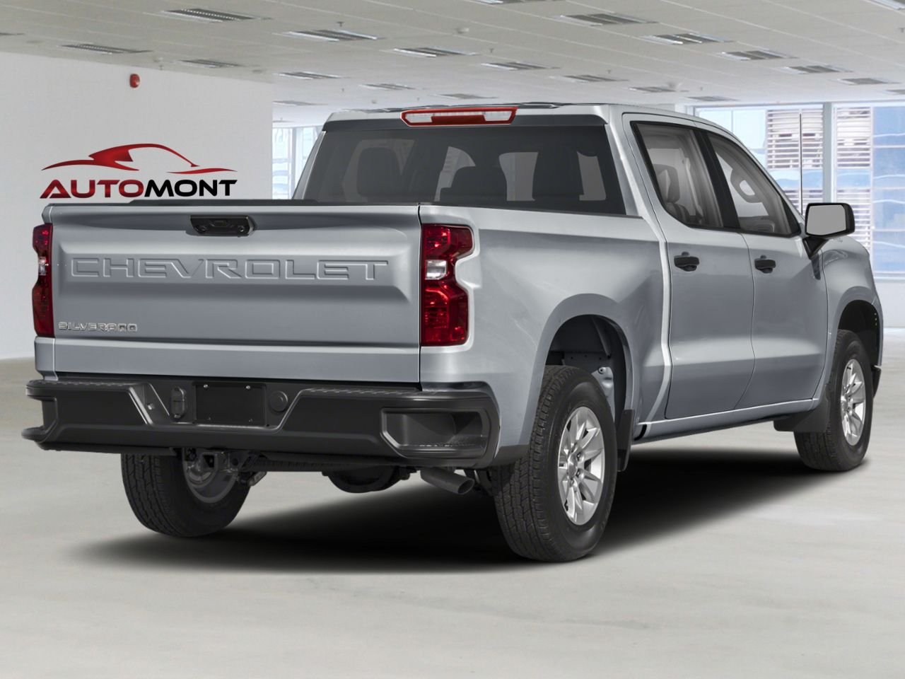 CHEVROLET Silverado 1500 K1500 SILVERADO CREW CAB CUSTOM STD/BOX (1CX) 2026 Gris sterling métallisé Mont-Laurier - photo #2