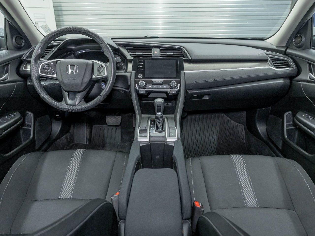 Honda Civic LX AUTOMATIQUE *SIEGES CHAUF* CARPLAY *GR SECURITE 2021 Gris Saint-Jérôme - photo #10
