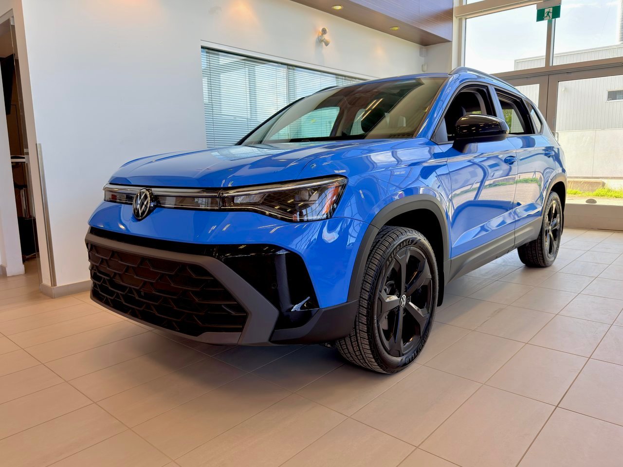 Volkswagen Taos 2026 Bleu Notre-Dame-des-Prairies - photo #3