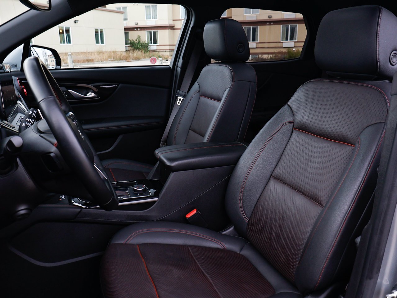 2024 Chevrolet Blazer AWD 4dr RS Grey Sherwood Park - photo #16