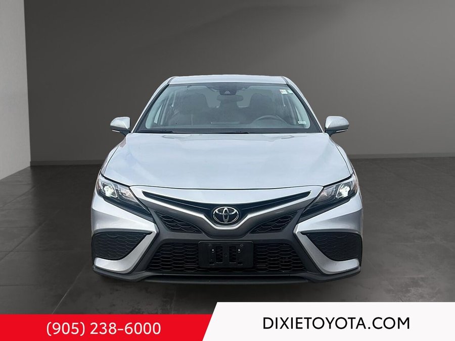 2024 Toyota Camry SE Auto Silver