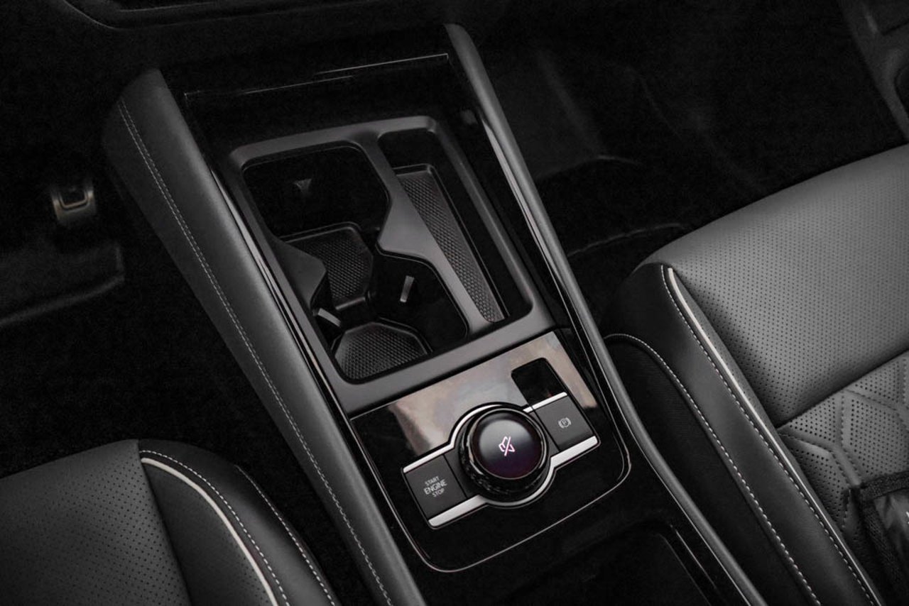2026 Volkswagen Tiguan Highline Turbo R-Line 4MOTION Grey Sherwood Park - photo #29
