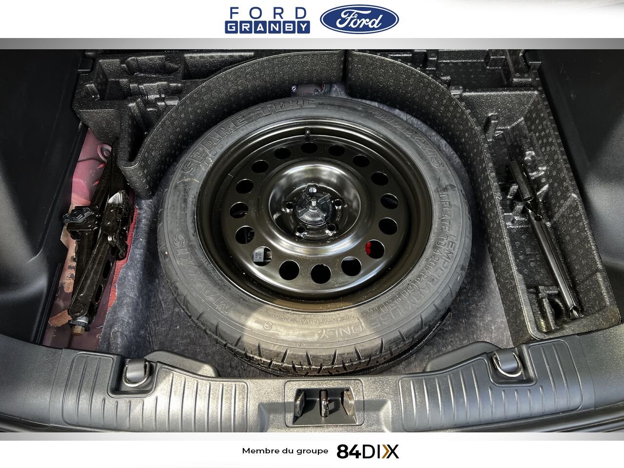 2021 Ford Escape Red Granby - photo #28