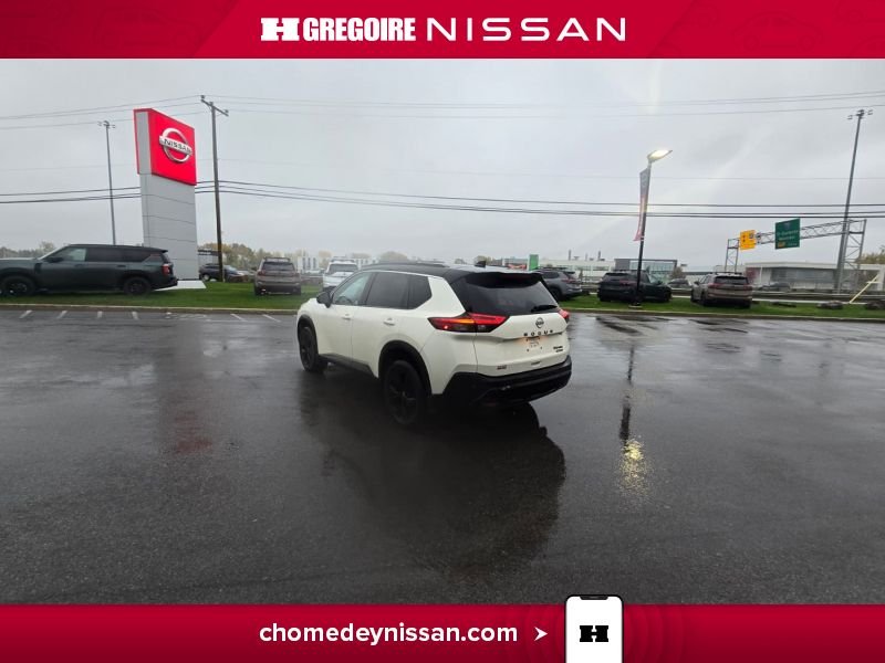 2023 Nissan Rogue White Laval - photo #7