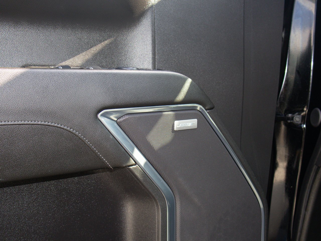 2024 GMC Sierra 1500 4WD Crew Cab 147 Elevation Black Sherwood Park - photo #20