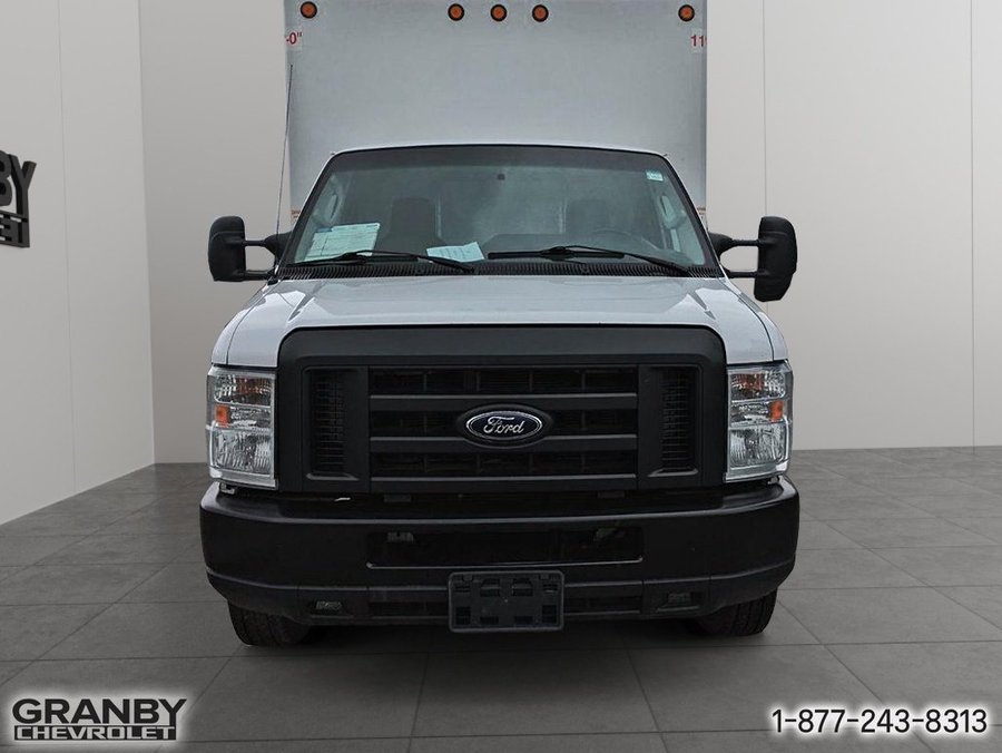 2019 Ford E-Series Cutaway 2019 White
