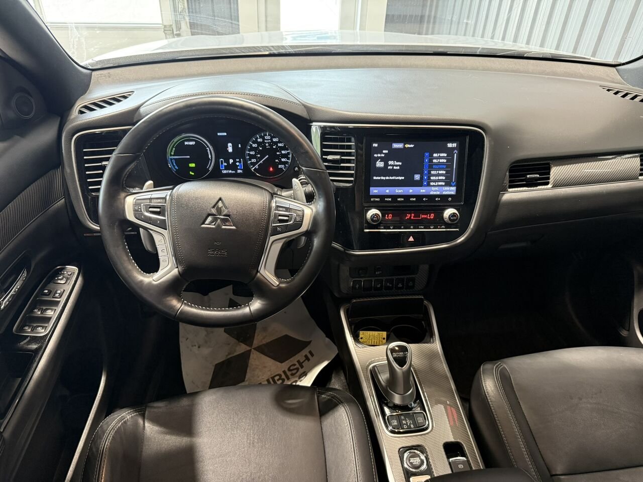 2020 Mitsubishi Outlander Plug-In Hybrid Grey Mont-Laurier - photo #8