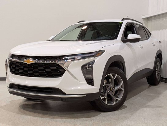 2025 Chevrolet Trax White