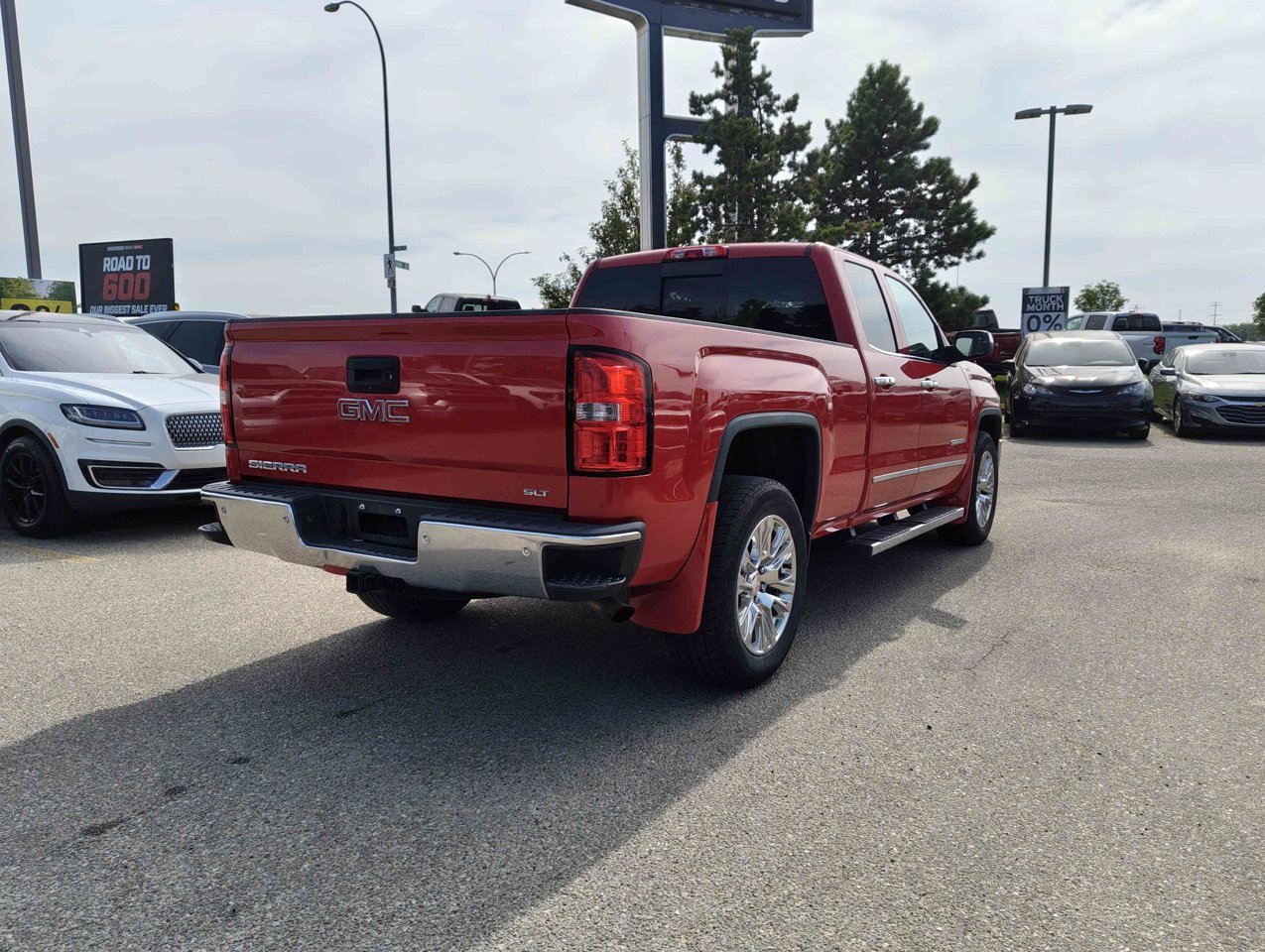 2015 GMC Sierra 1500 4WD Double Cab 143.5 SLT Red Sherwood Park - photo #5