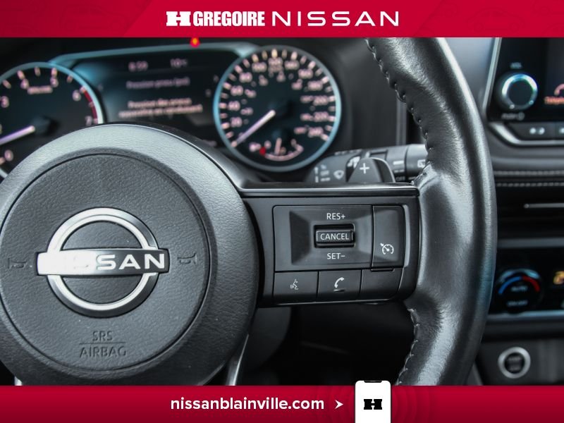 2022 Nissan Rogue Grey Blainville - photo #16