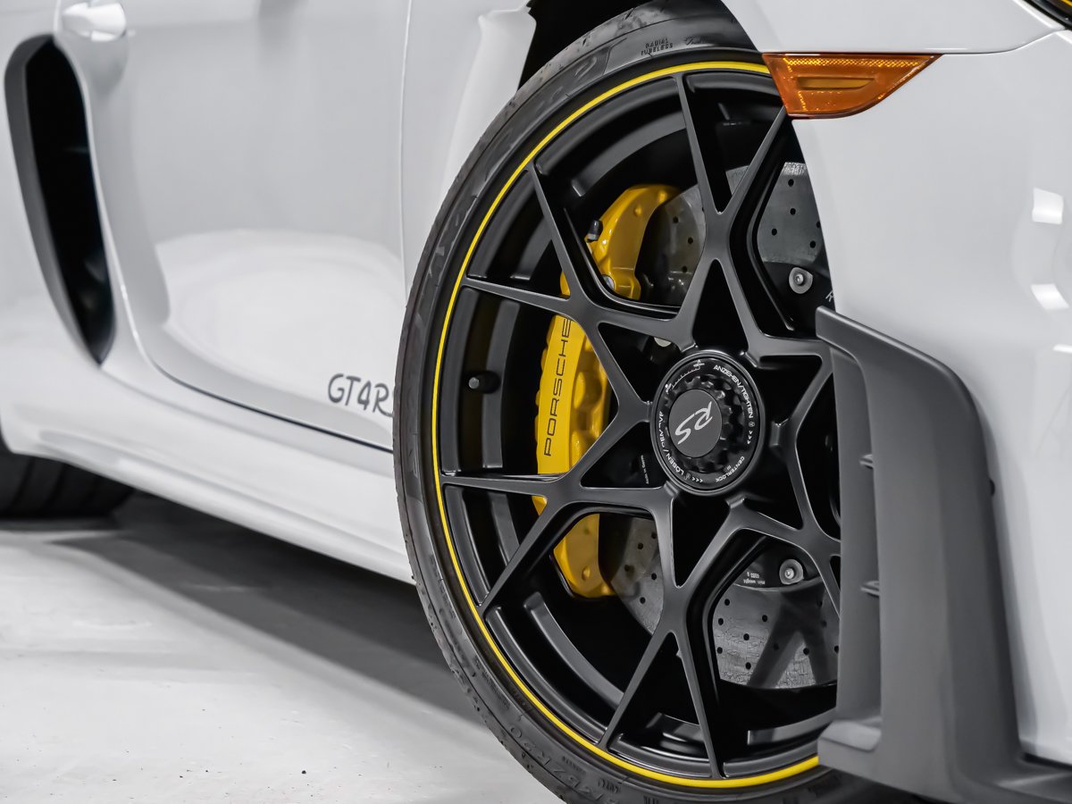 2025 Porsche 718 Cayman GT4 RS White Montreal - photo #37
