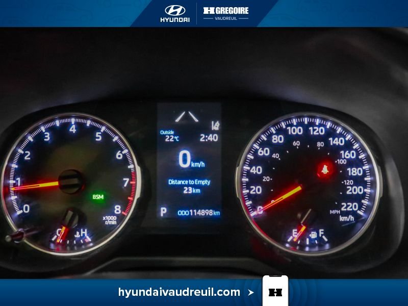 2020 Toyota Rav 4 Grey Blainville - photo #25