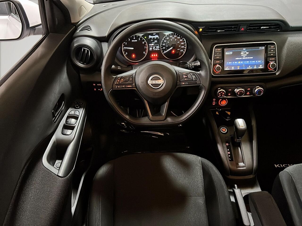Nissan Kicks S 2024 Blanc Québec - photo #13