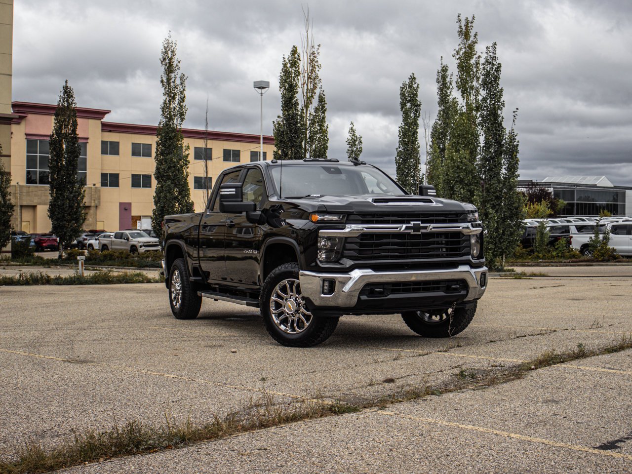 2024 Chevrolet Silverado 2500HD 4WD Crew Cab 159 LT Black Sherwood Park - photo #1
