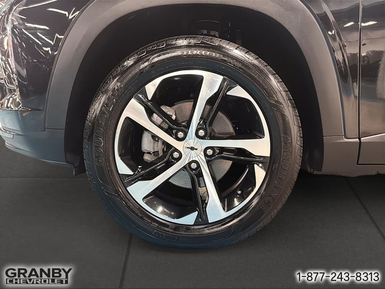 Chevrolet Trax 1RS 4 portes | G3886 2025 Noir Granby - photo #9